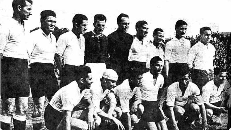 LOS PRIMEROS TÍTULOS